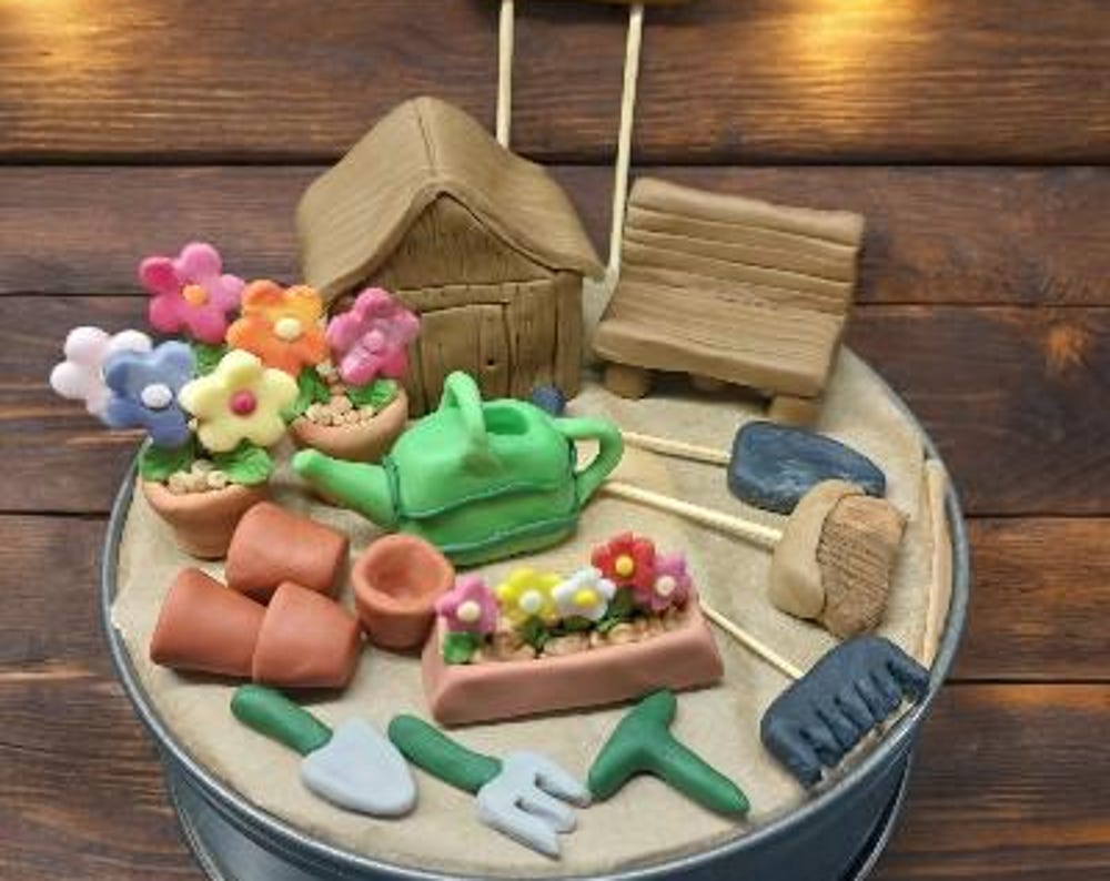 3D Edible Vegan flower pot cake topper