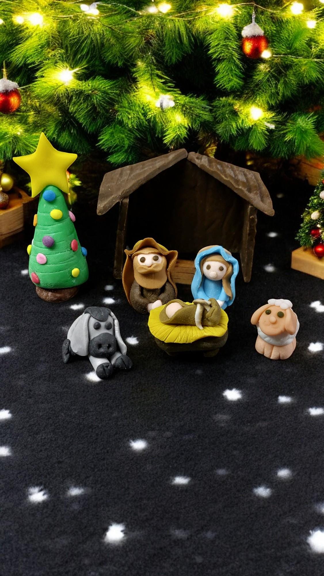 Handmade edible Fondant Christmas Nativity scene - Xmas Cake/Vegan