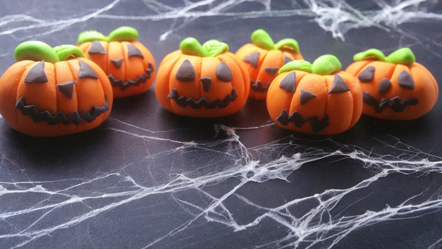 3D Spooky Scary Pumpkin Witch Cat Ghost Fingers Halloween Cupcake Cake toppers Vegan