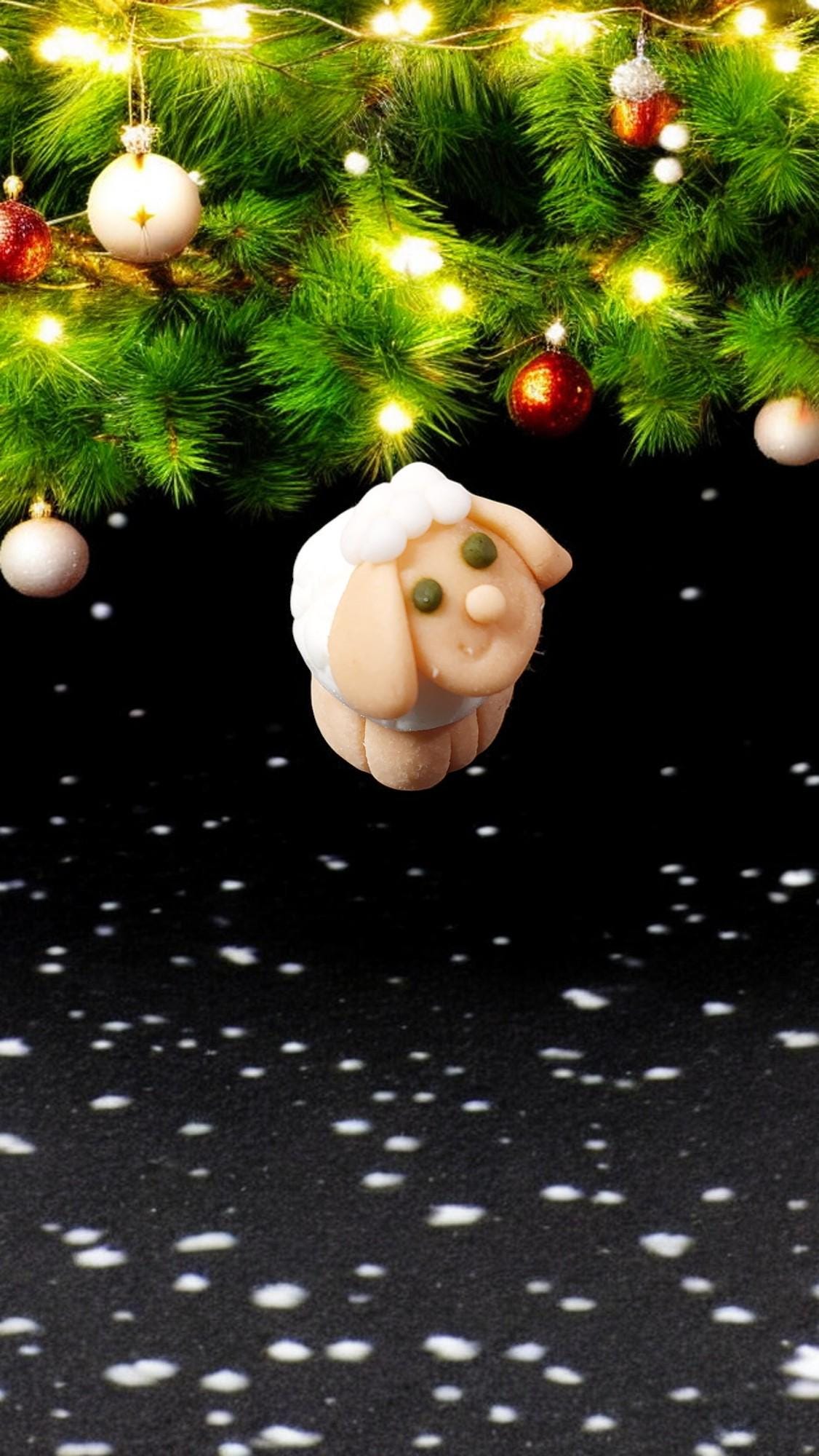 Handmade edible Fondant Christmas Nativity scene - Xmas Cake/Vegan