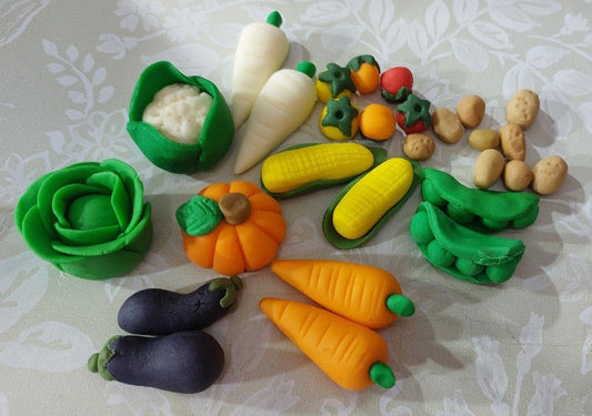 MINI Vegan 3D Edible sugar vegetables gardening birthday allotment Peter Rabbit