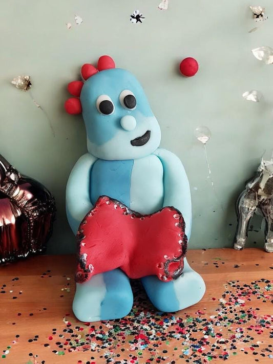 Handmade Edible Iggle Makka Upsy In The Night Garden Cake Topper fondant