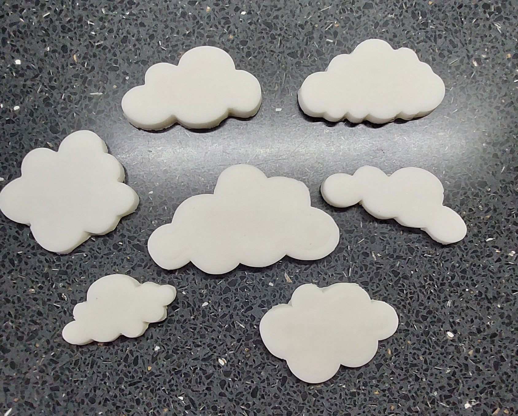 Fondant cloud cake cupcake toppers Vegan