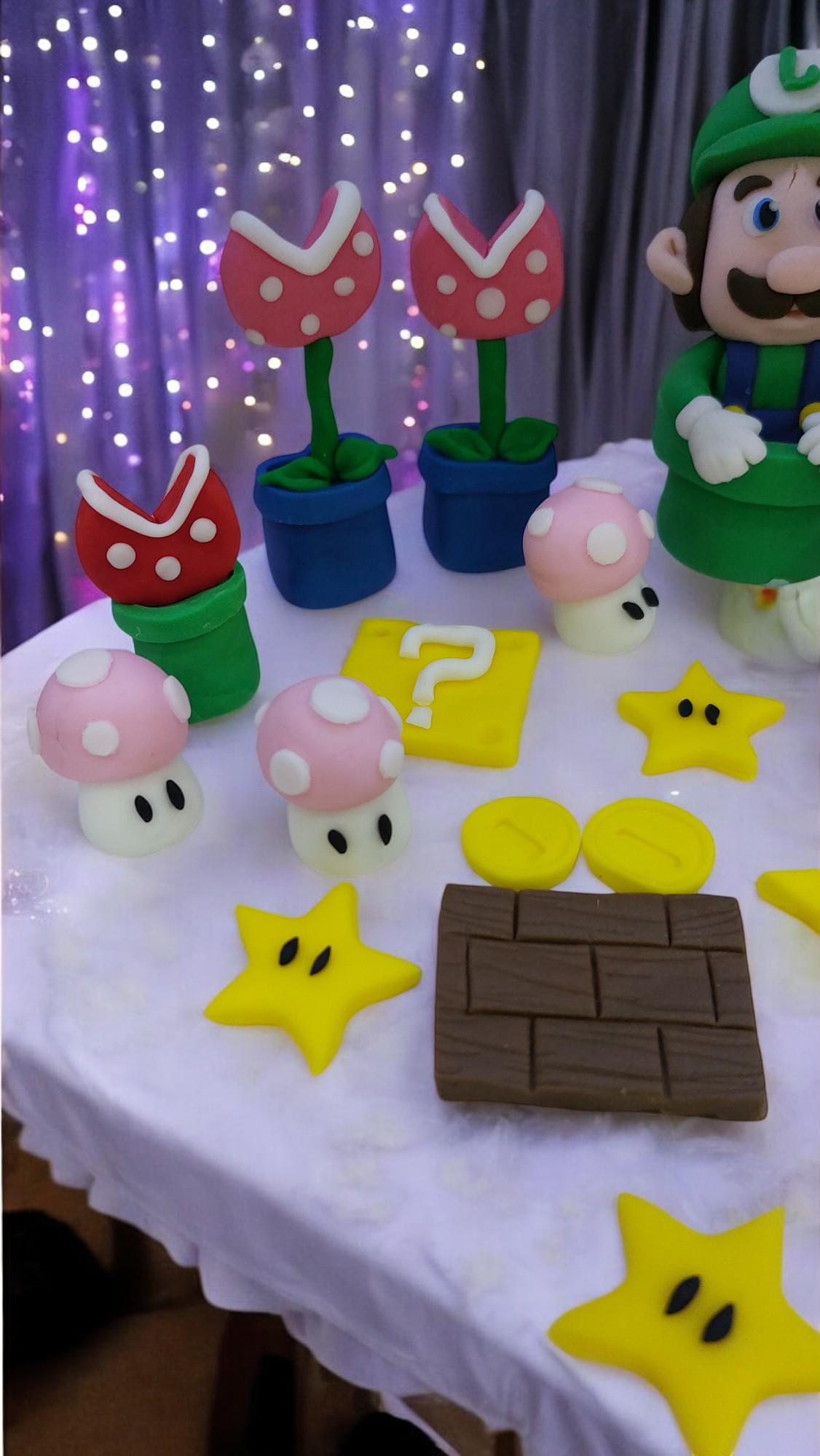 Mario Super Luigi Fondant cake topper decorations vegan